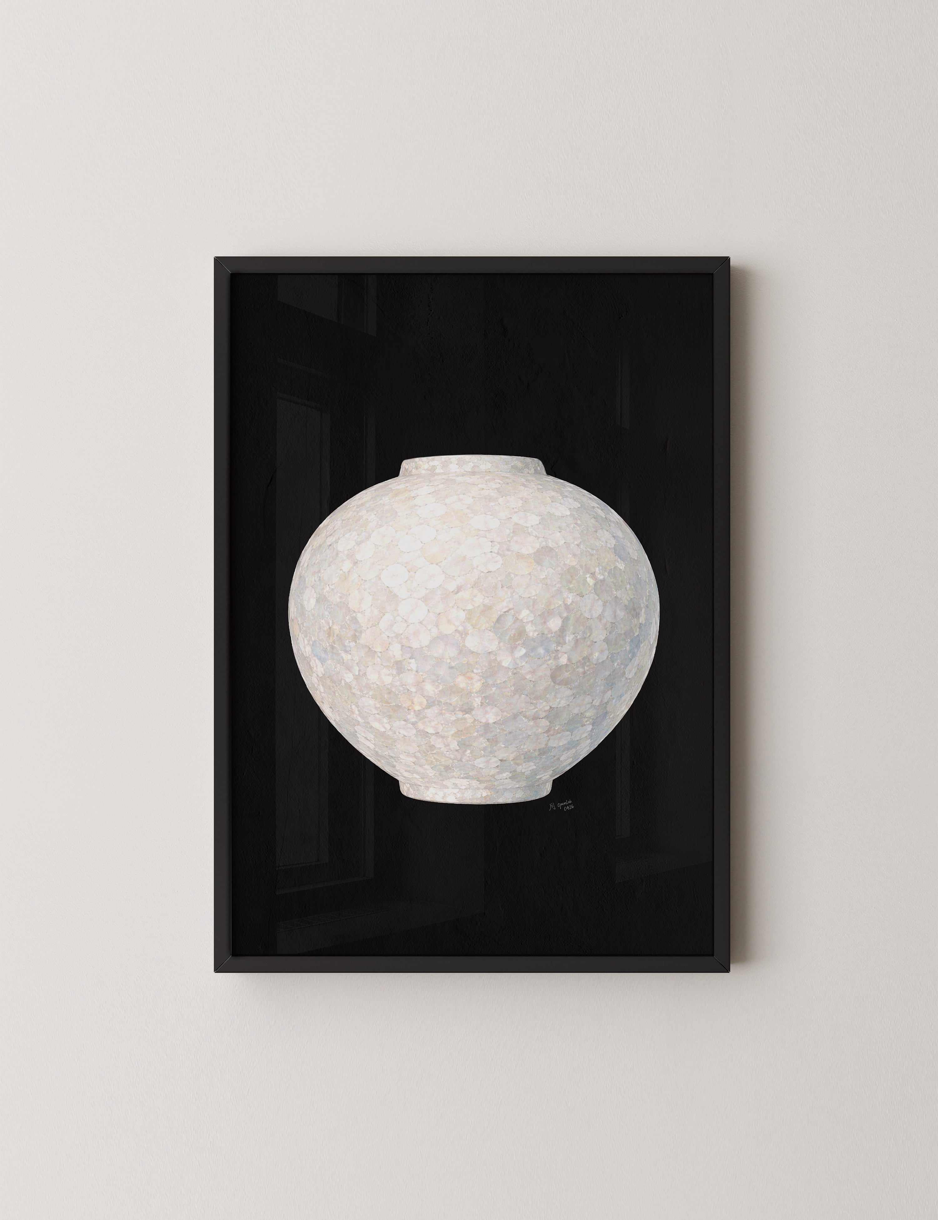White Moon Jar in Black-thumbmail-12
